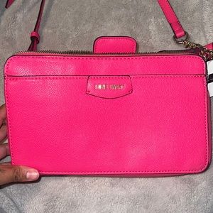 nine west pink shoulder bag